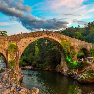 CANGAS DE ONÍS Y COVADONGA